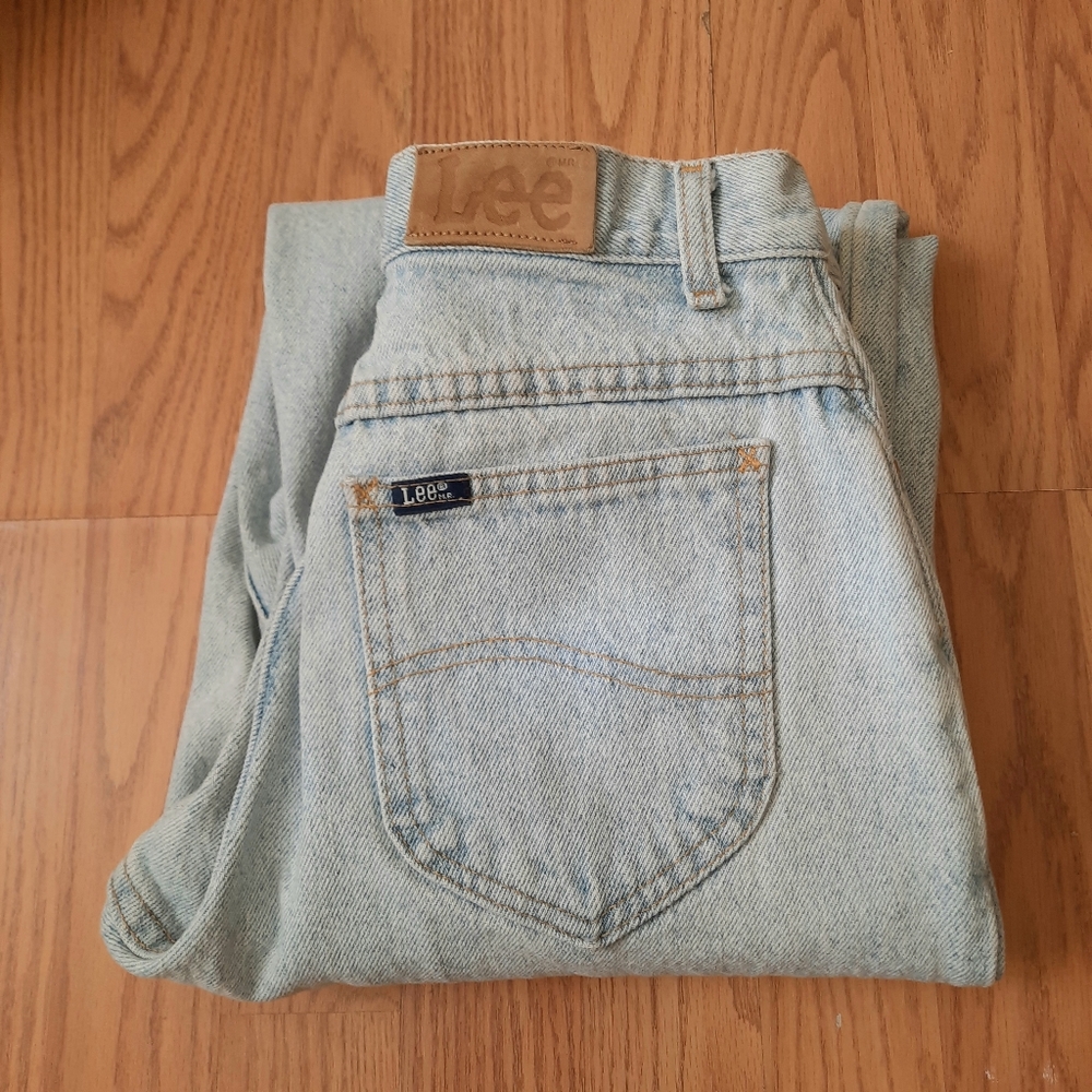 💙*SALE*💙Vintage 90s Mom Jeans! Light High Rise